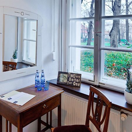 Barokowy Zakatek Bed & Breakfast Swidnica  Exterior photo